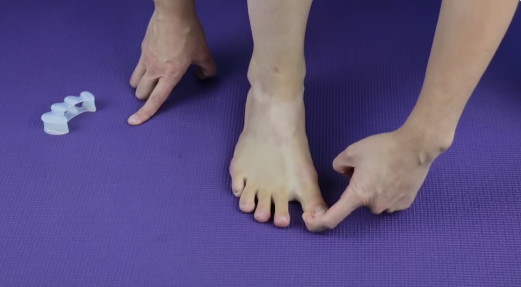 Bunion Exercise: straightening the big toe